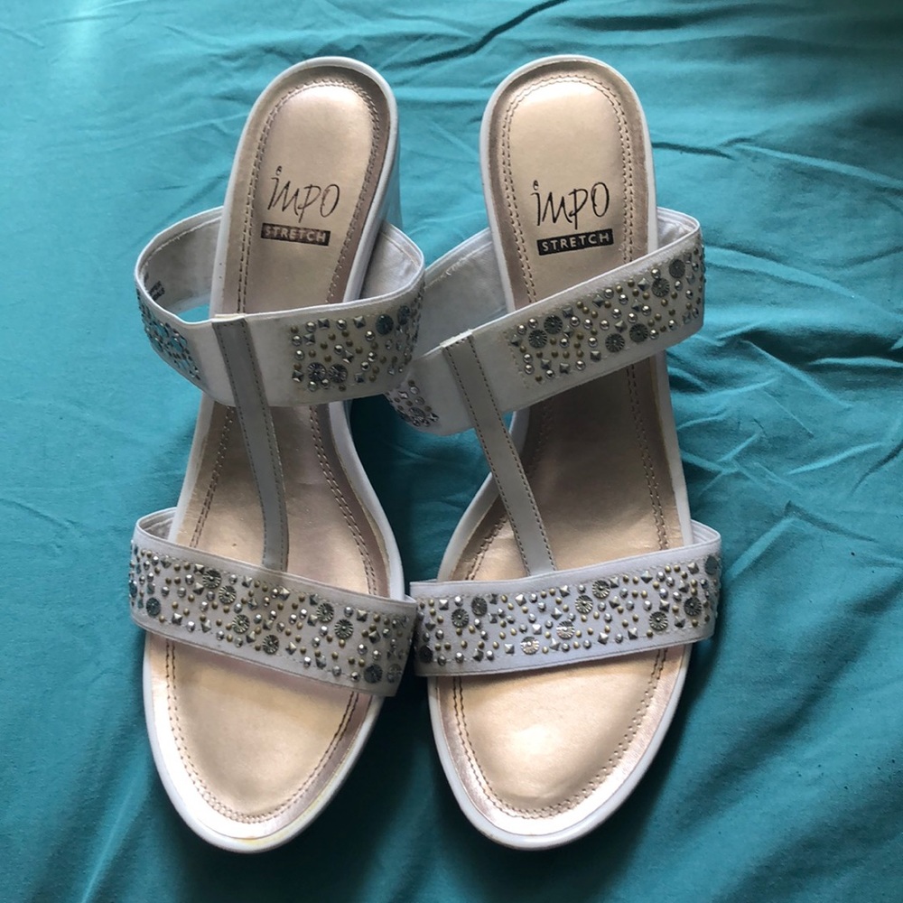 Impo stretch wedge
